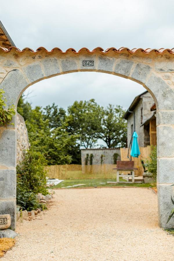 Le Gite De Romain Sanvensa Exterior foto